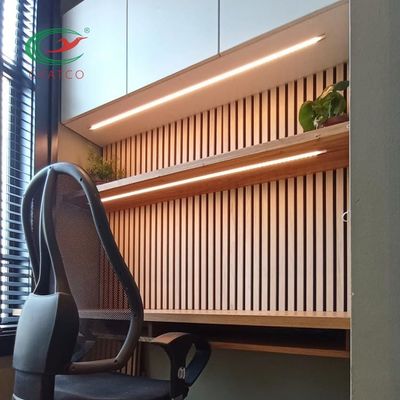 Panneaux en bois acoustiques étanches à l'humidité de forces de défense principale pour fade insonorisant de murs