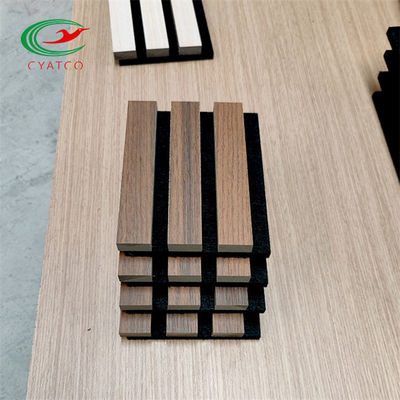 Panneaux de mur en bois acoustiques ignifuges non-toxiques, panneau écologique de lamelle de forces de défense principale